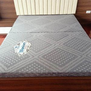 Đệm bông cao su Titanium